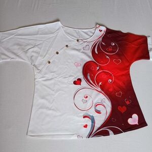 Women's Sz 1XL Red And White Hearts With Accent Buttons Blouse Valentine's Day